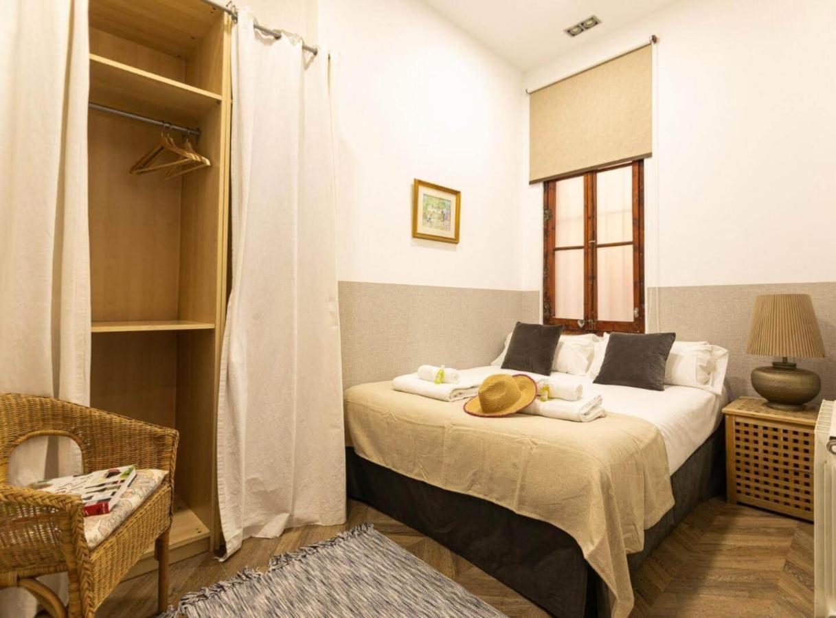 Great Spacious Apartment In The Gothic Quarter Barcellona Esterno foto